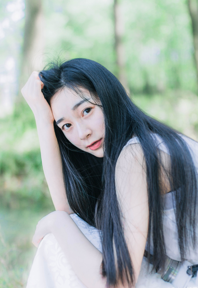 “这……”张任愕然，茫然的看向雄阔海手中的将印，一时间有些不知所措。